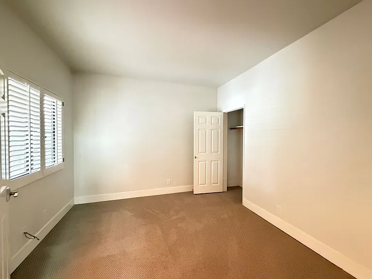27861 Sheffield — Photo 17