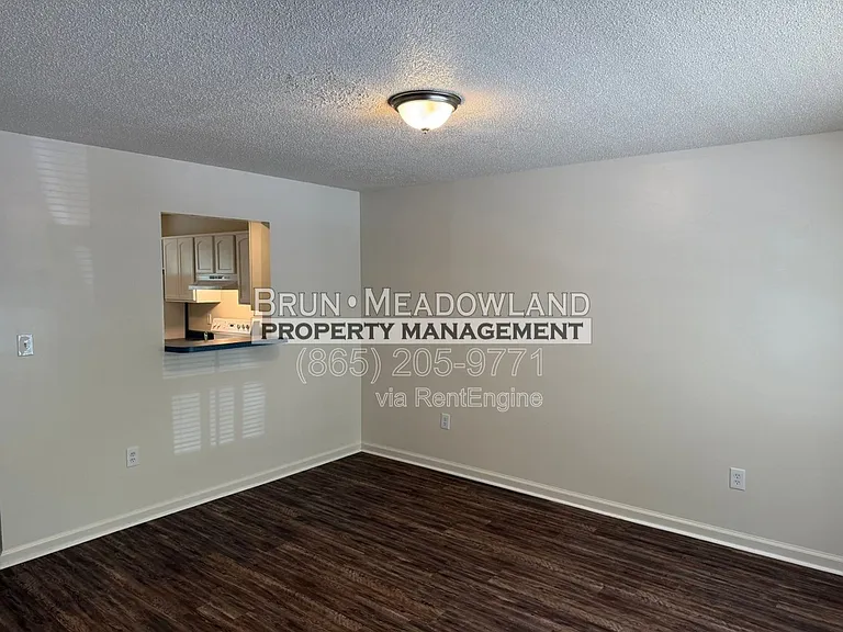 5622 Boxwood Garden Way — Photo 7