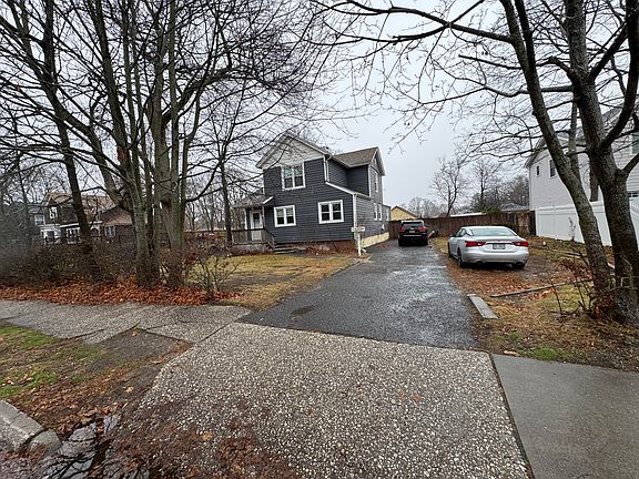 2nd image of 47 Carman St APT 1