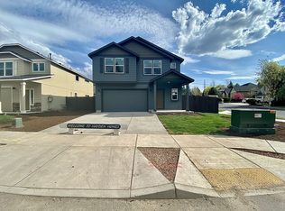 2305 NE Donegon Rd, Bend, OR 97701