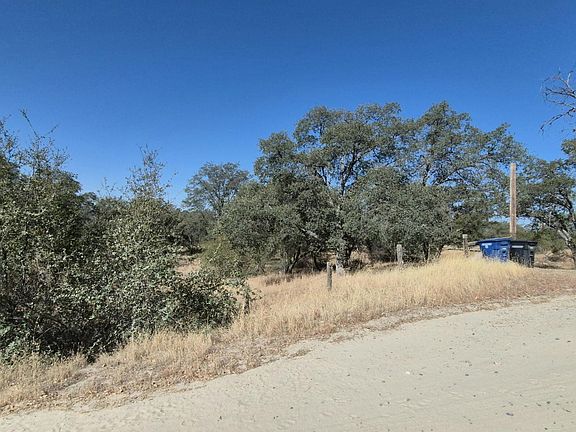 5th image of 31148 Hogans Mountain Rd