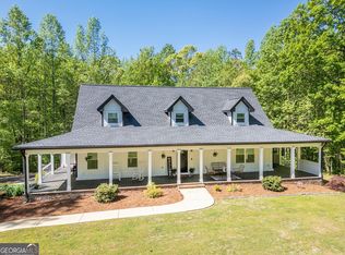 784 Lakeview Dr, Newborn, GA 30056