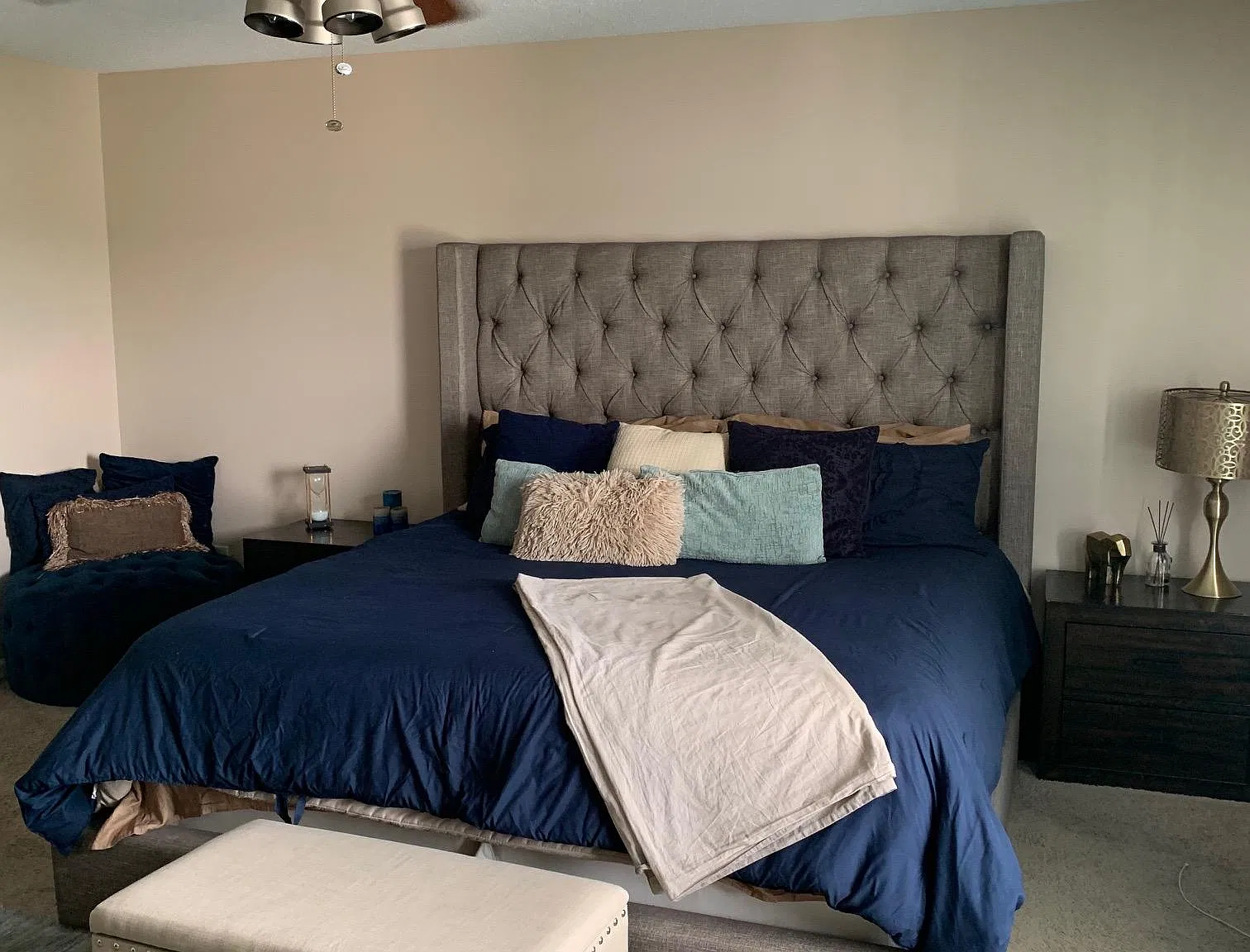 3 bed, 2.5 bath, 2304 sqft, $2,140 — Photo 3