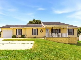 1035 Cook Rd, Crossville, TN 38555