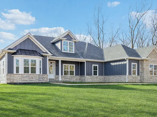 39W909 N Hathaway Ln, Geneva, IL 60134