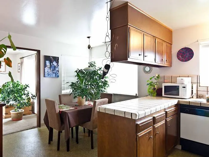 Dining Rm Unit C