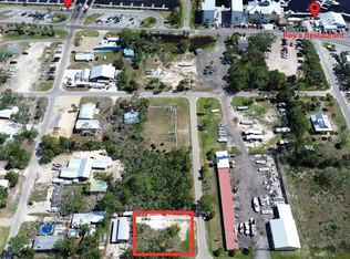 14 Main St NE, Crestview, FL 32539