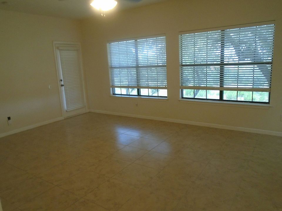 2nd image of 3304 Pinnacle Cv APT 6