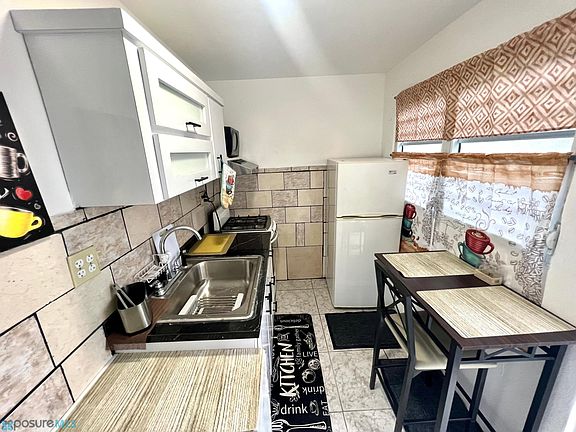 2nd image of 37 Extension El Prado
