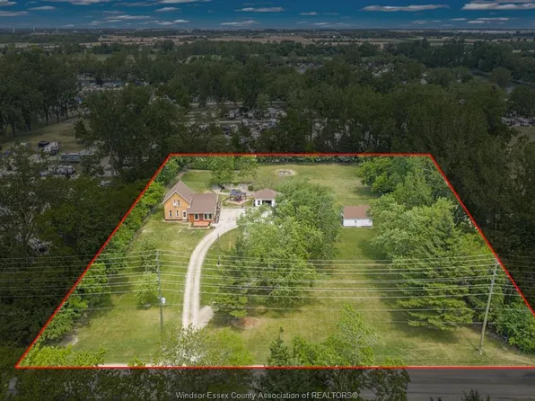 125 Mersea Rd #5, Leamington, ON N8H 3V5