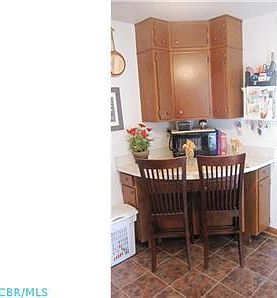 3rd image of 363 Mayflower Blvd