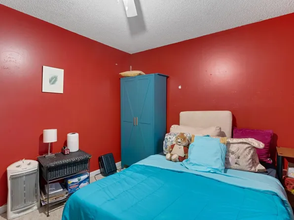 905 Alexander Stewart Dr, Hillsborough, NC 27278