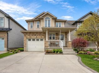 22 Dahlia St, Kitchener, ON N2E4A9