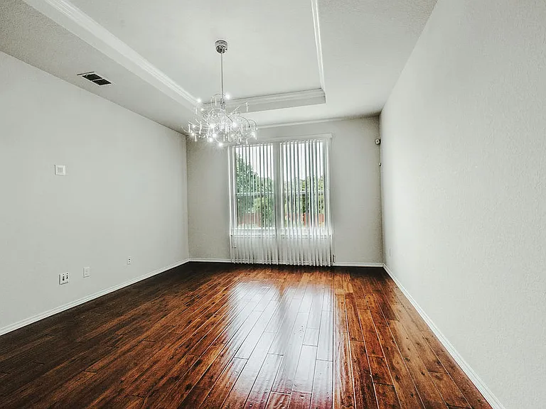 24370 Invitation Oak — Photo 44