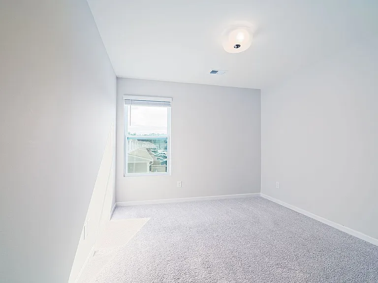439 Avocet Dr — Photo 11