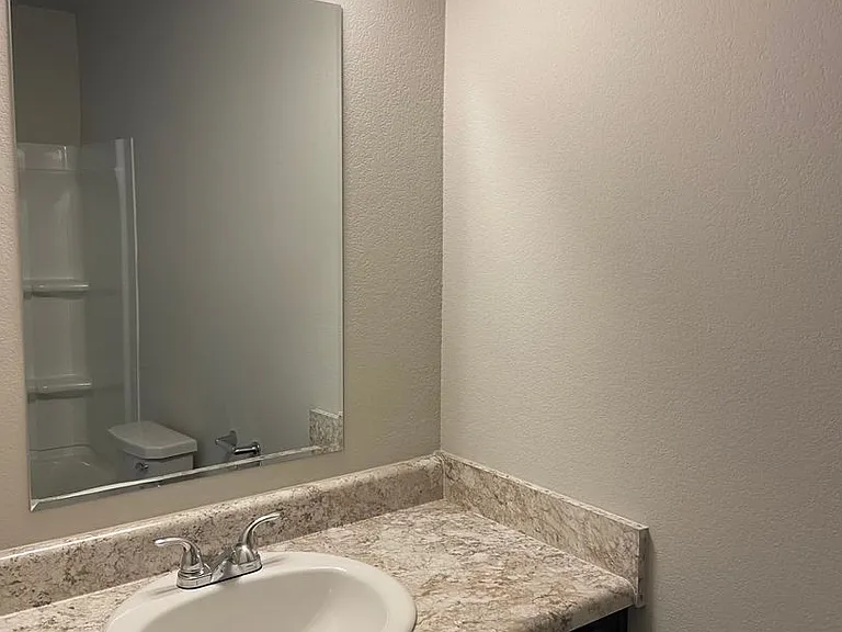108 Ellis Dr — Photo 11