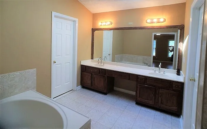 2213 McQuiston Dr SW — Photo 12