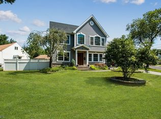 20 Ross St, Clark, NJ 07066