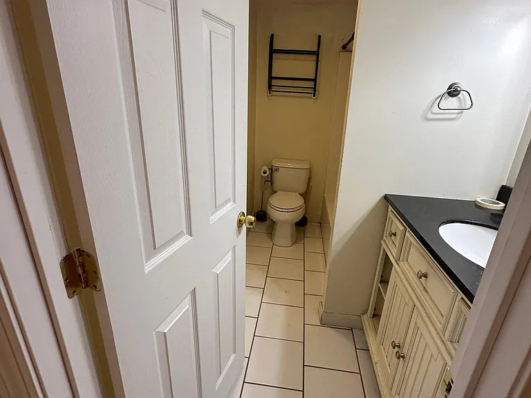 261 Neponset St #B — Photo 5