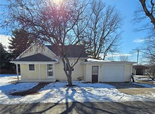 204 W 8th St, Georgetown, IL 61846