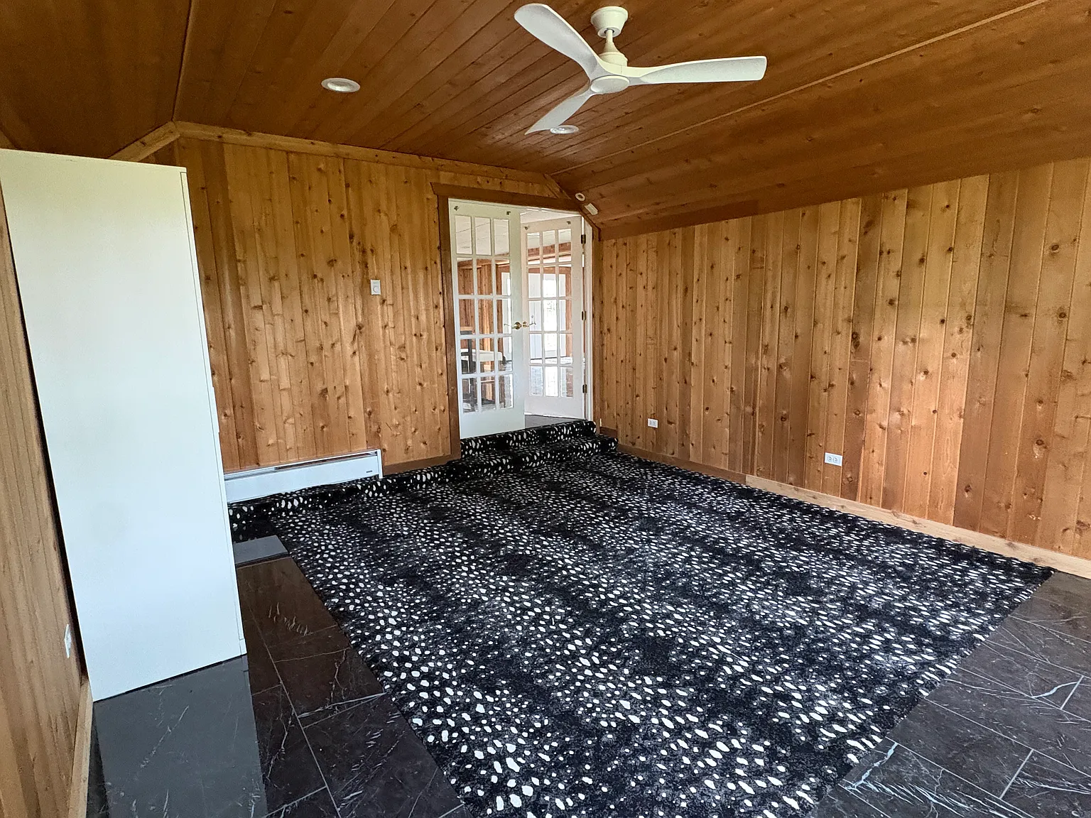 41W419 Plato Rd, Elgin — Photo 3