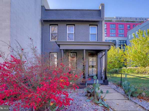 209 R St NE, Washington, DC 20002