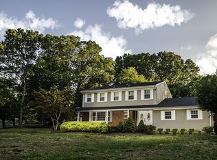 3 Spruce Way, Manalapan, NJ