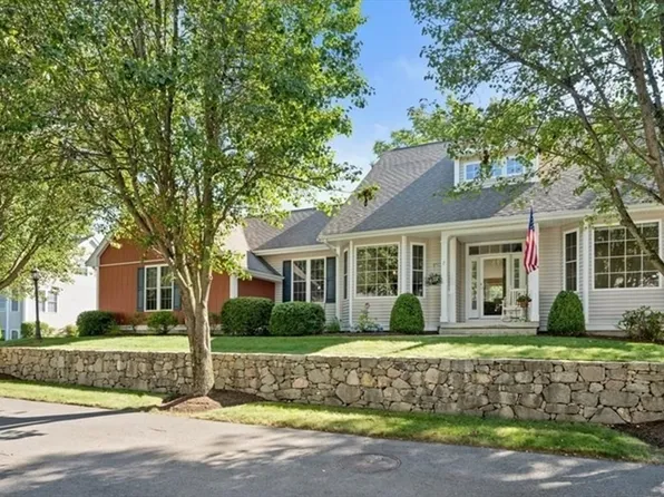 7 Braeburn Ln #9B, Ashland, MA 01721