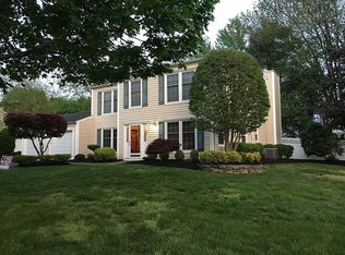 24 Gary Dr, Englishtown, NJ 07726
