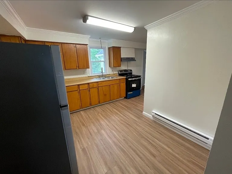 5135 Church St #B — Photo 2