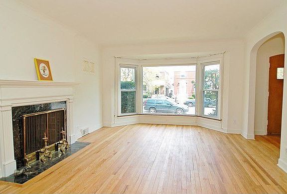 2nd image of 6146 N Central Park Ave