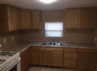 2219 Refugio Ave #C, Fort Worth, TX 76164