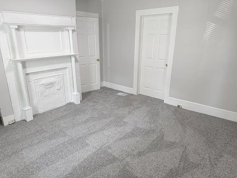 212 N Laura Wall Blvd — Photo 9