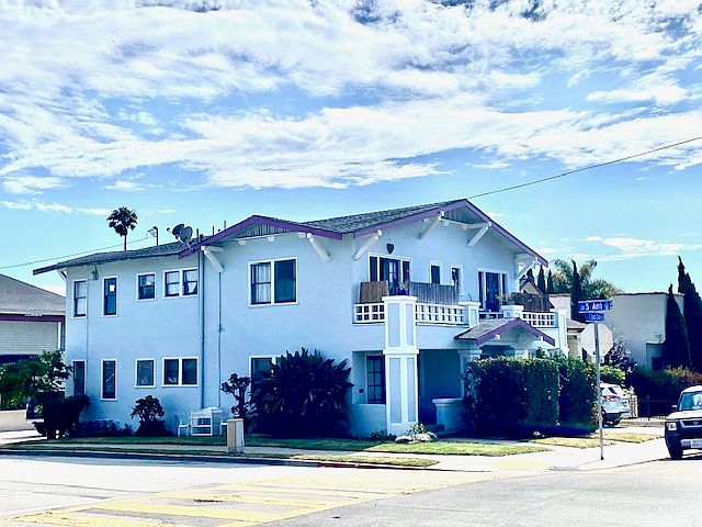 1st image of 1092 E Santa Clara St