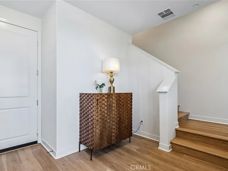 275 Sash — Photo 29