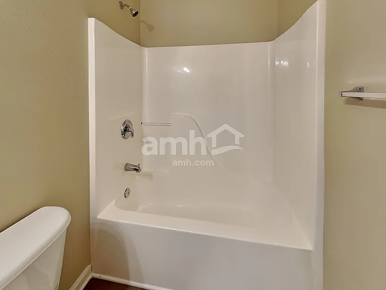 1610 Thornwick Trce — Photo 17