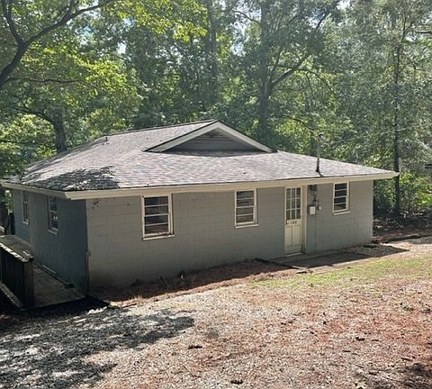 3rd image of 132 Collins Rd