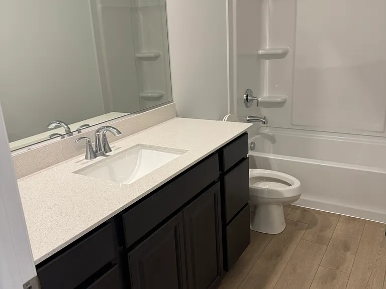 S McCarthy Cir — Photo 9