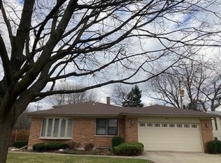 1009 S Belmont Ave, Arlington Heights, IL