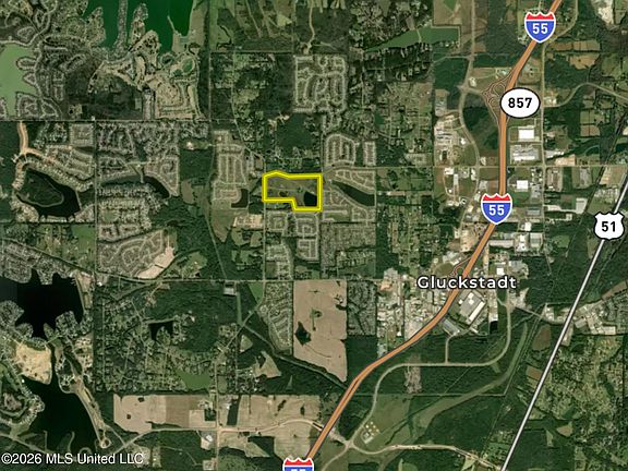 4th image of 300 Catlett Rd
