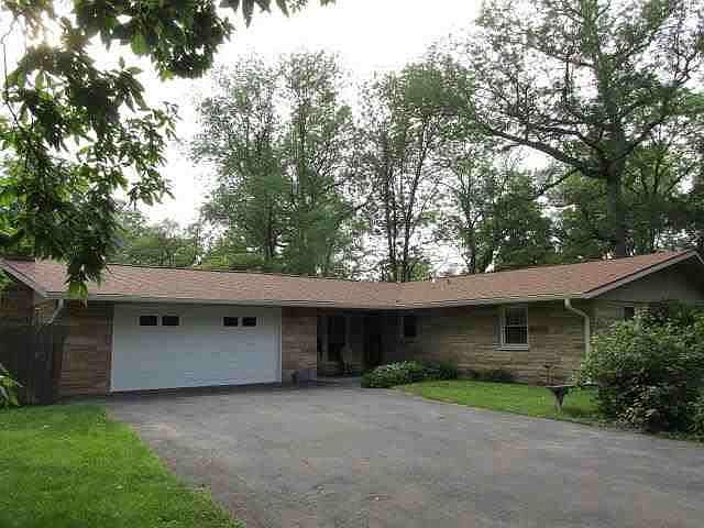 1st image of 2307 S Stonehaven Dr