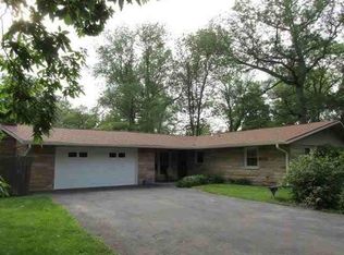 2307 S Stonehaven Dr, Yorktown, IN 47396