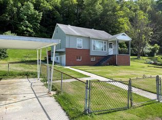 186 Purcell Rd, Richlands, VA 24641