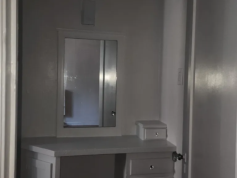 1803 N Wilton Pl #108 — Photo 12