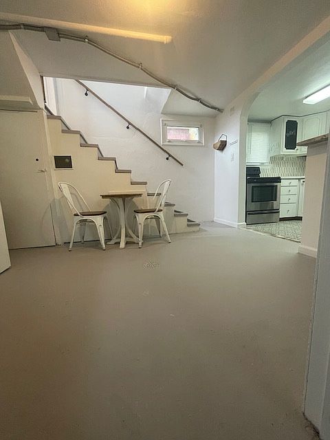 Entry way to garden level