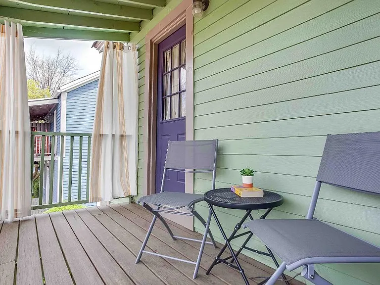 212 Reinhardt St SE — Photo 2