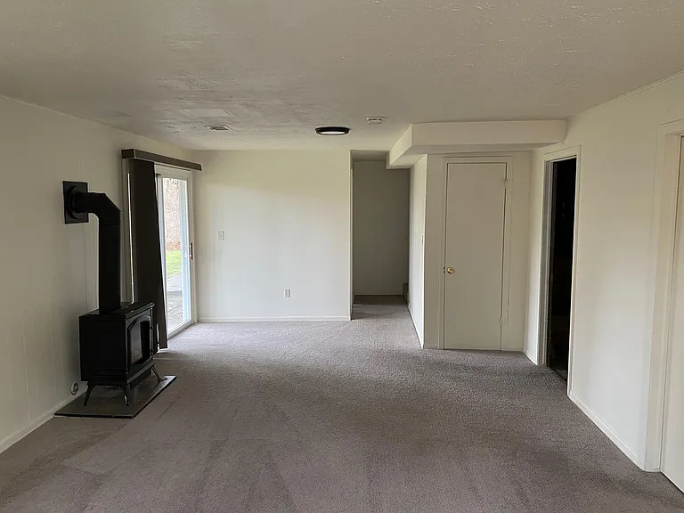 1393 Carriage Hill Dr SE — Photo 14