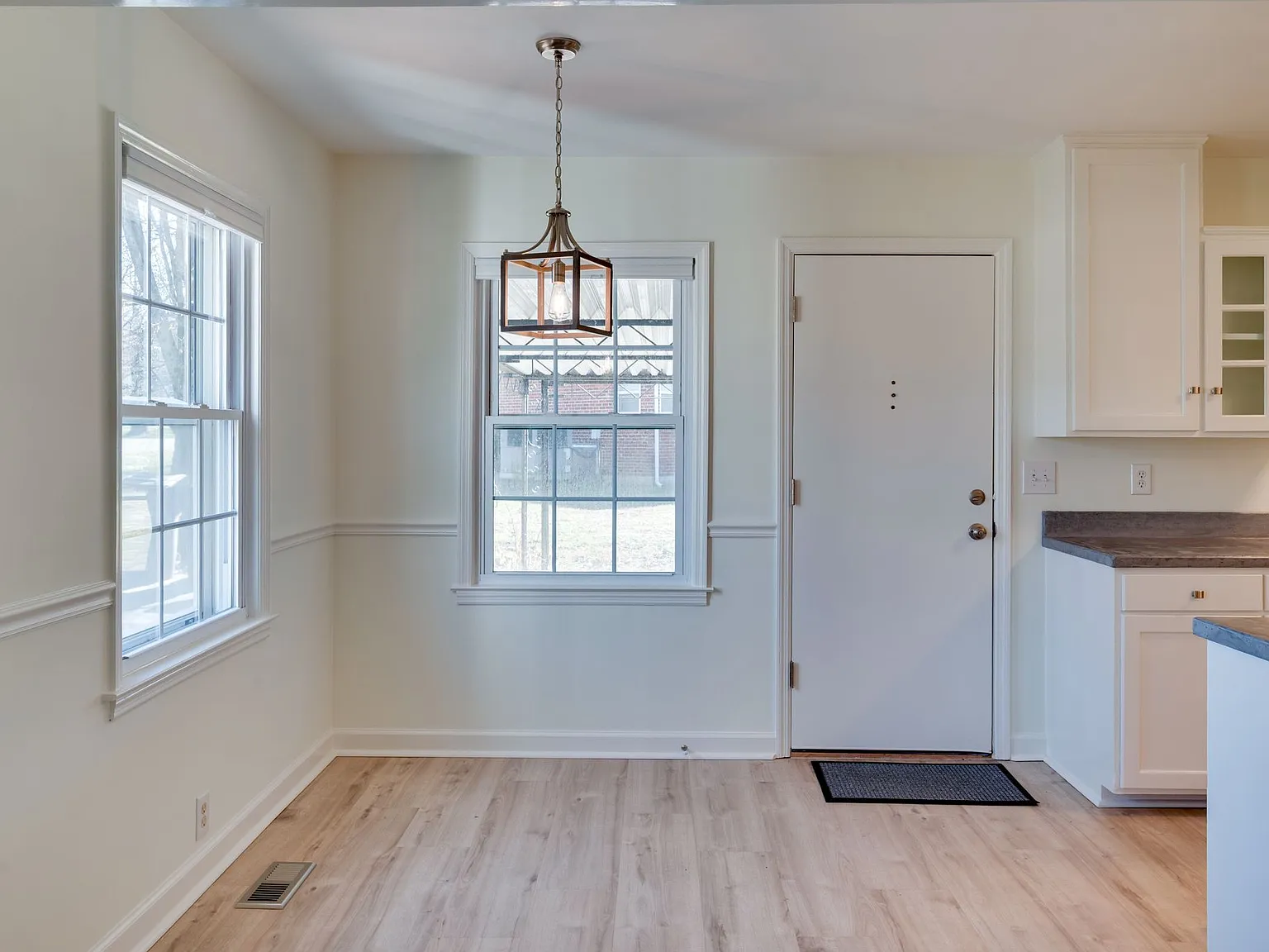 534 Wanda Drive - 1 — Photo 2