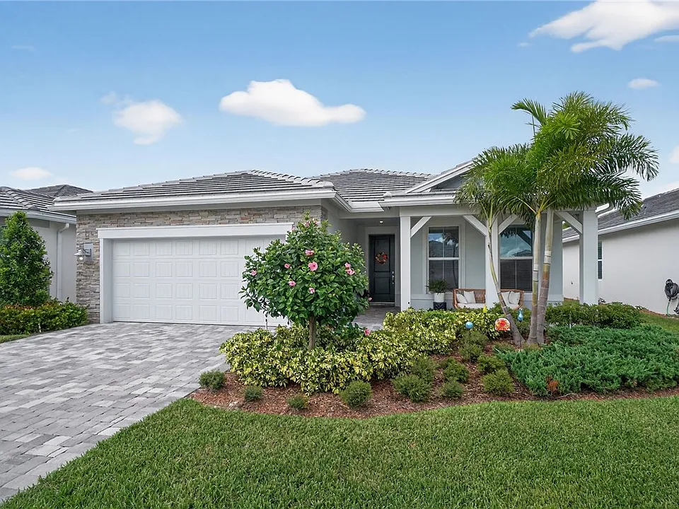 1161 Haven Cir