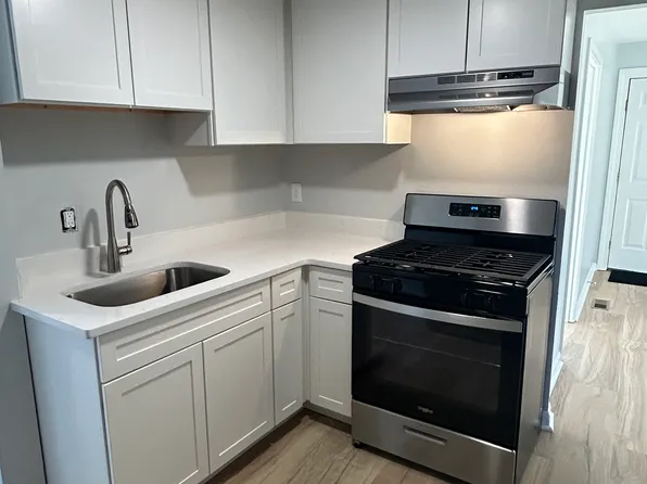 63 Crapo St #1, Bridgewater, MA 02324